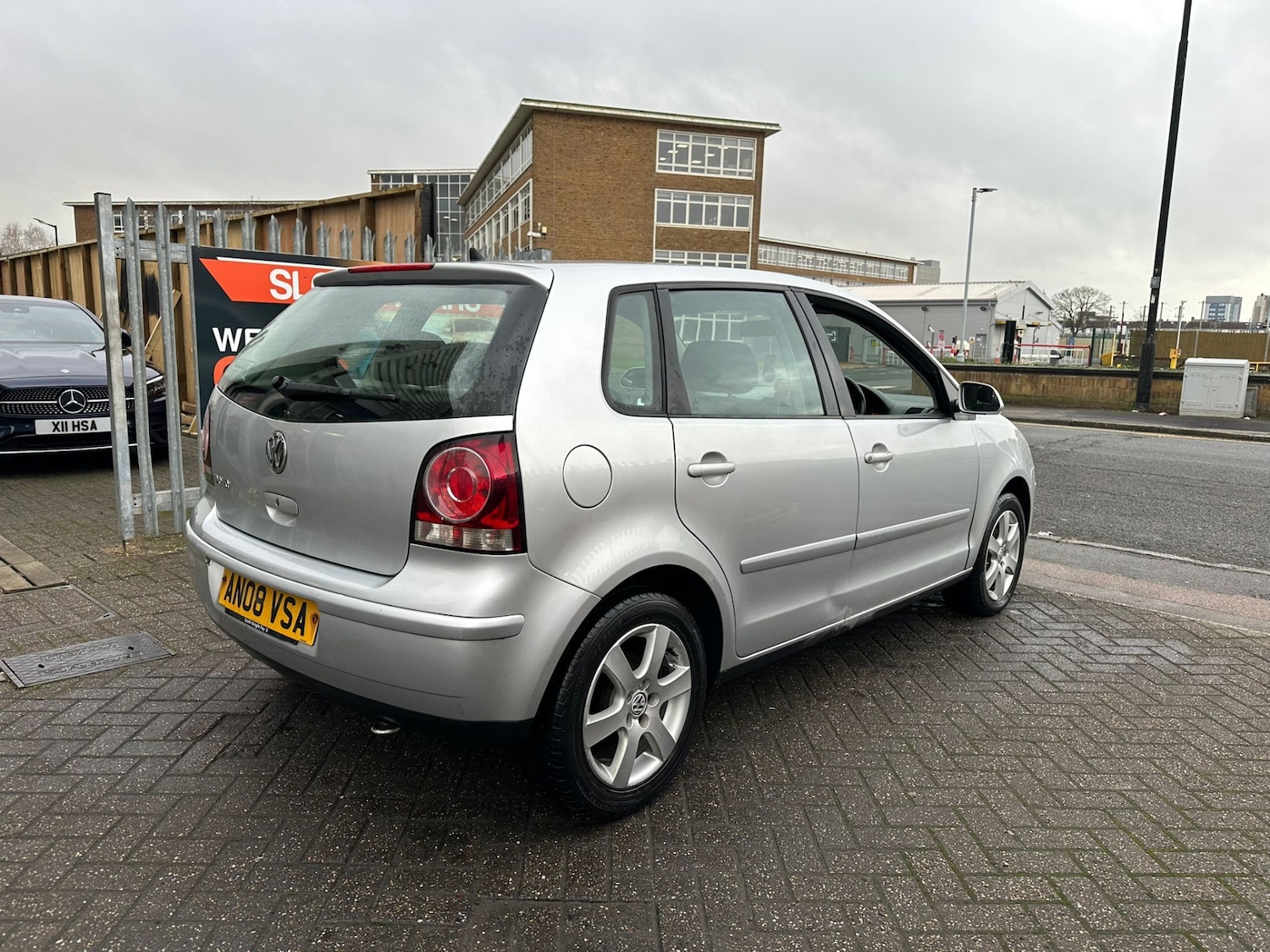 Used Volkswagen Polo 2008 for sale - 76918757: Photo 4