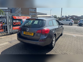 Used Vauxhall Astra 2011 for sale - 75557442: Photo