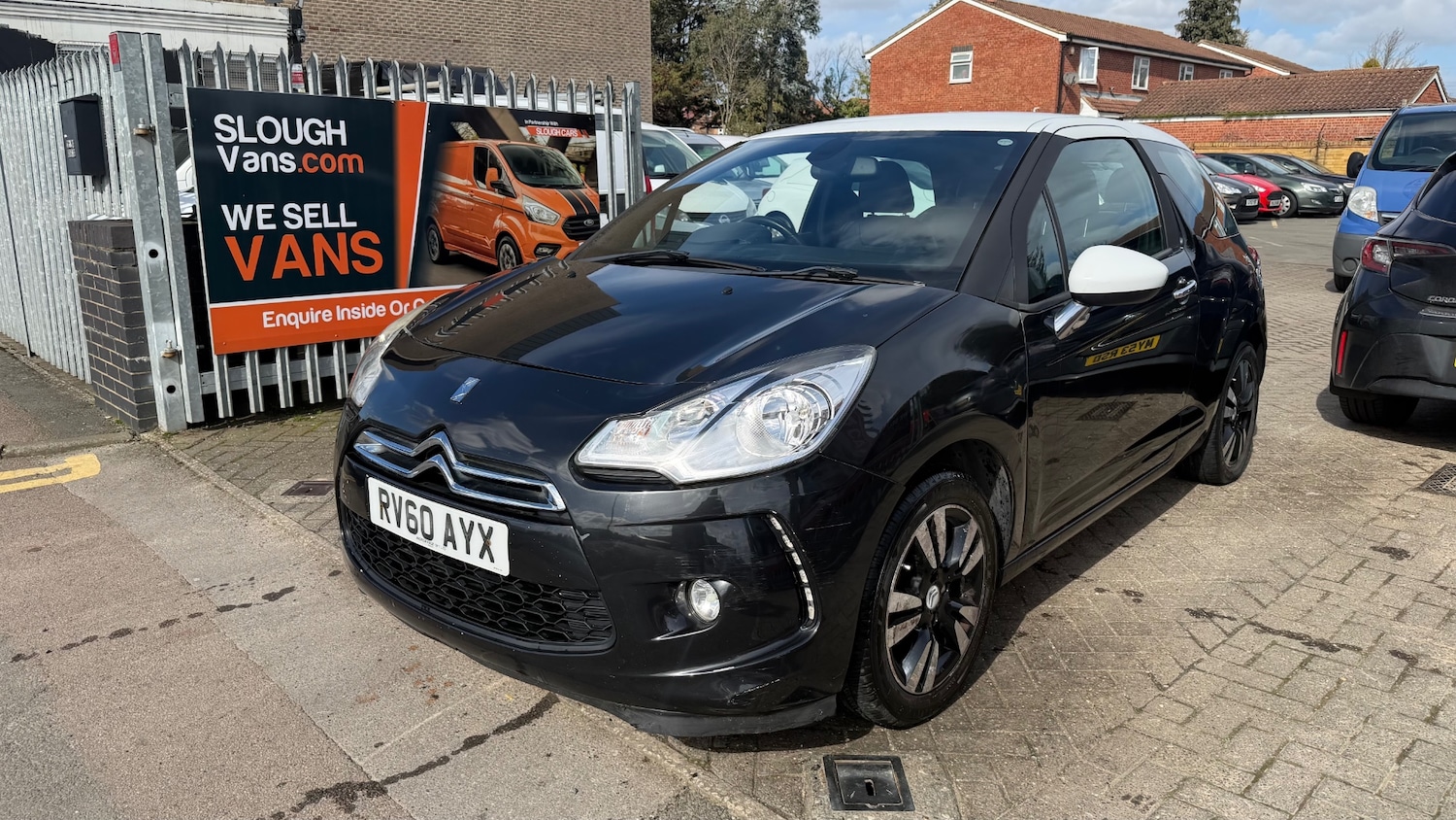 Used Citroen DS3 2010 for sale - 77896105: Photo 2