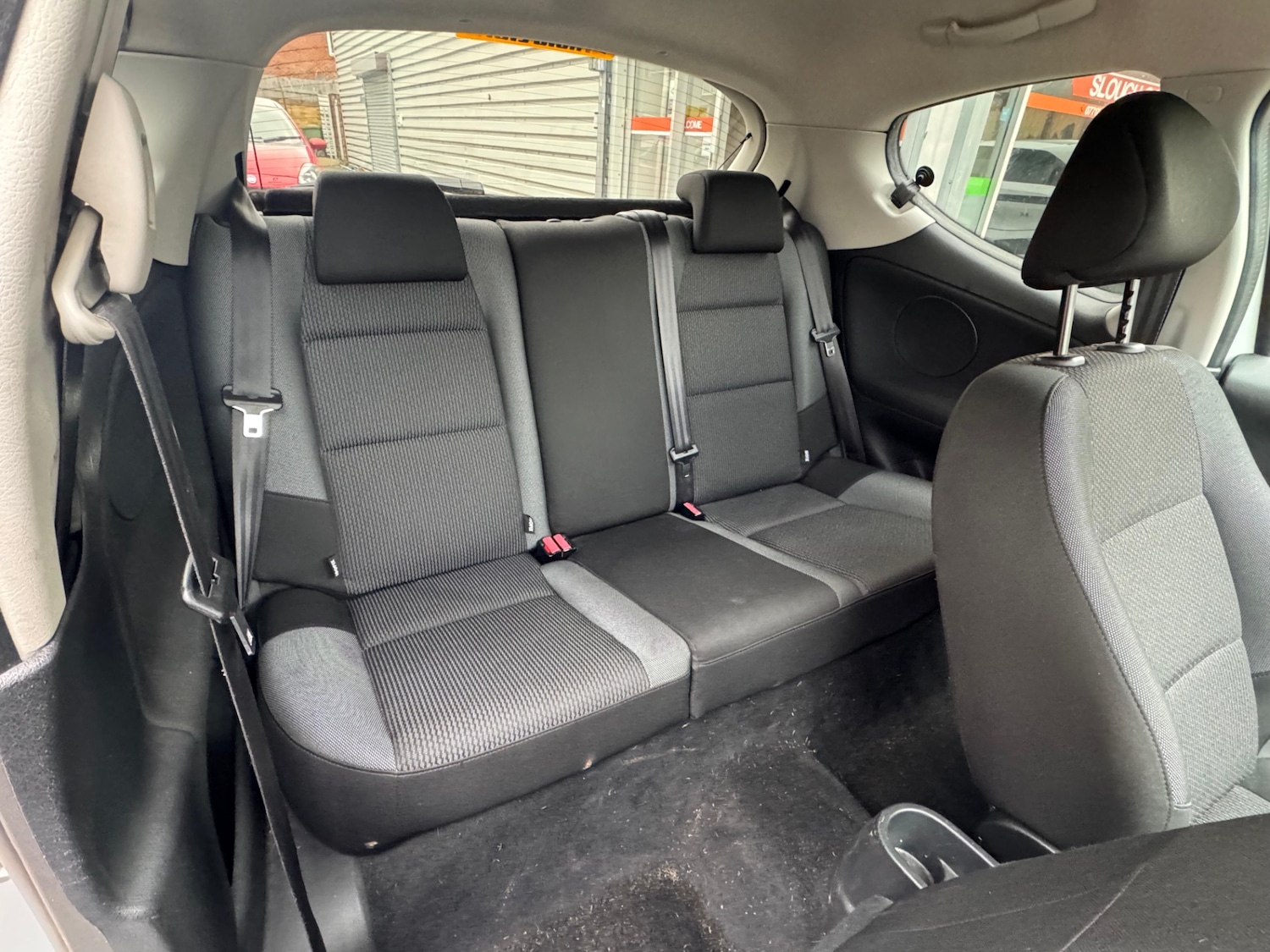 Used Peugeot 207 2011 for sale - 76504633: Photo 5