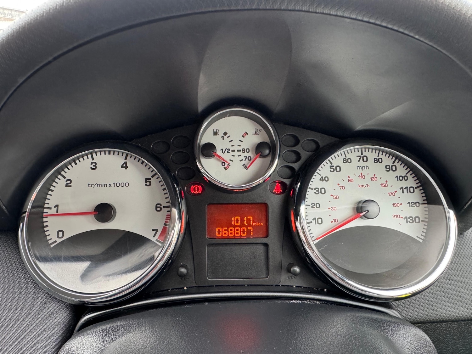 Used Peugeot 207 2011 for sale - 76504633: Photo 8