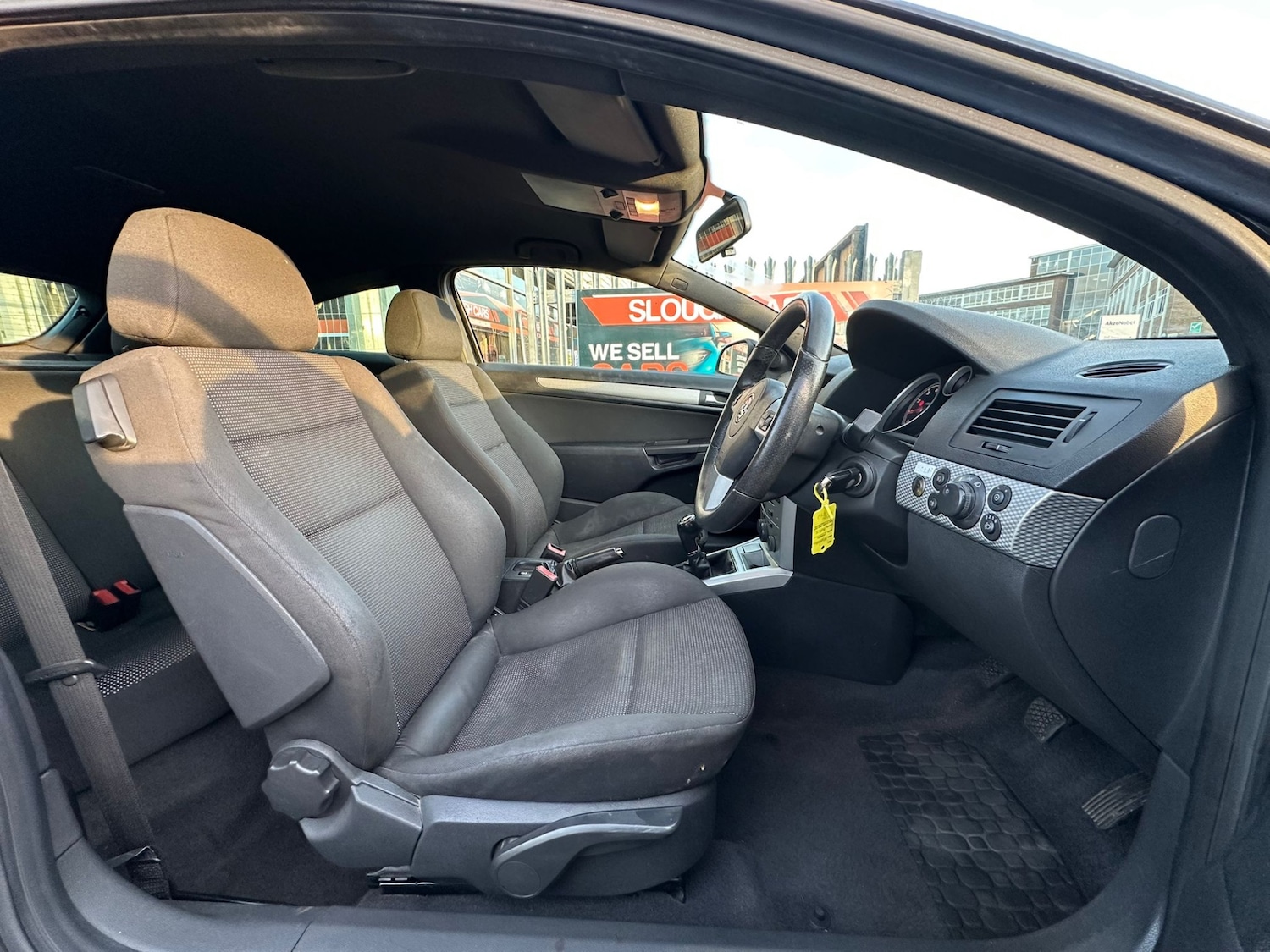 Used Vauxhall Astra 2010 for sale - 77224895: Photo 6