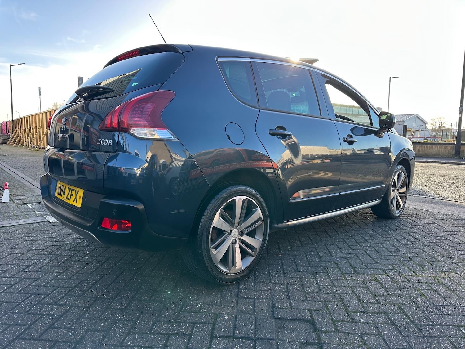 Used Peugeot 3008 2014 for sale - 77247287: Photo 4