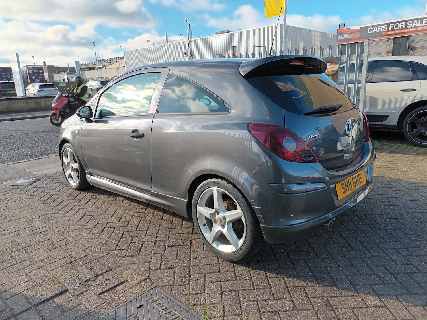 Used Vauxhall Corsa 2011 for sale - 76693487: Photo 3