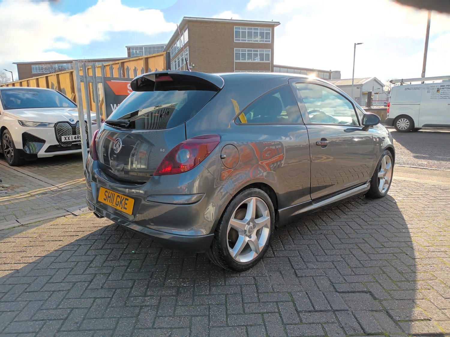Used Vauxhall Corsa 2011 for sale - 76693487: Photo 4