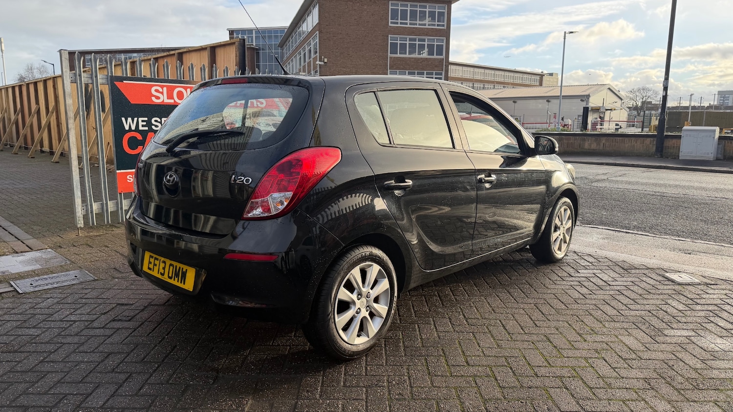 Used Hyundai i20 2013 for sale - 76855613: Photo 4