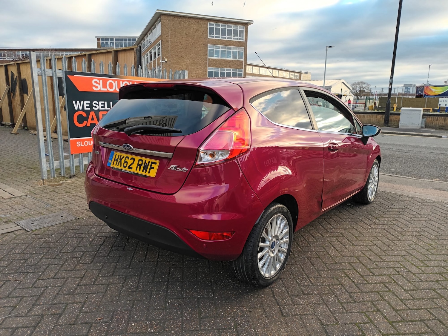 Used Ford Fiesta 2013 for sale - 76663331: Photo 4