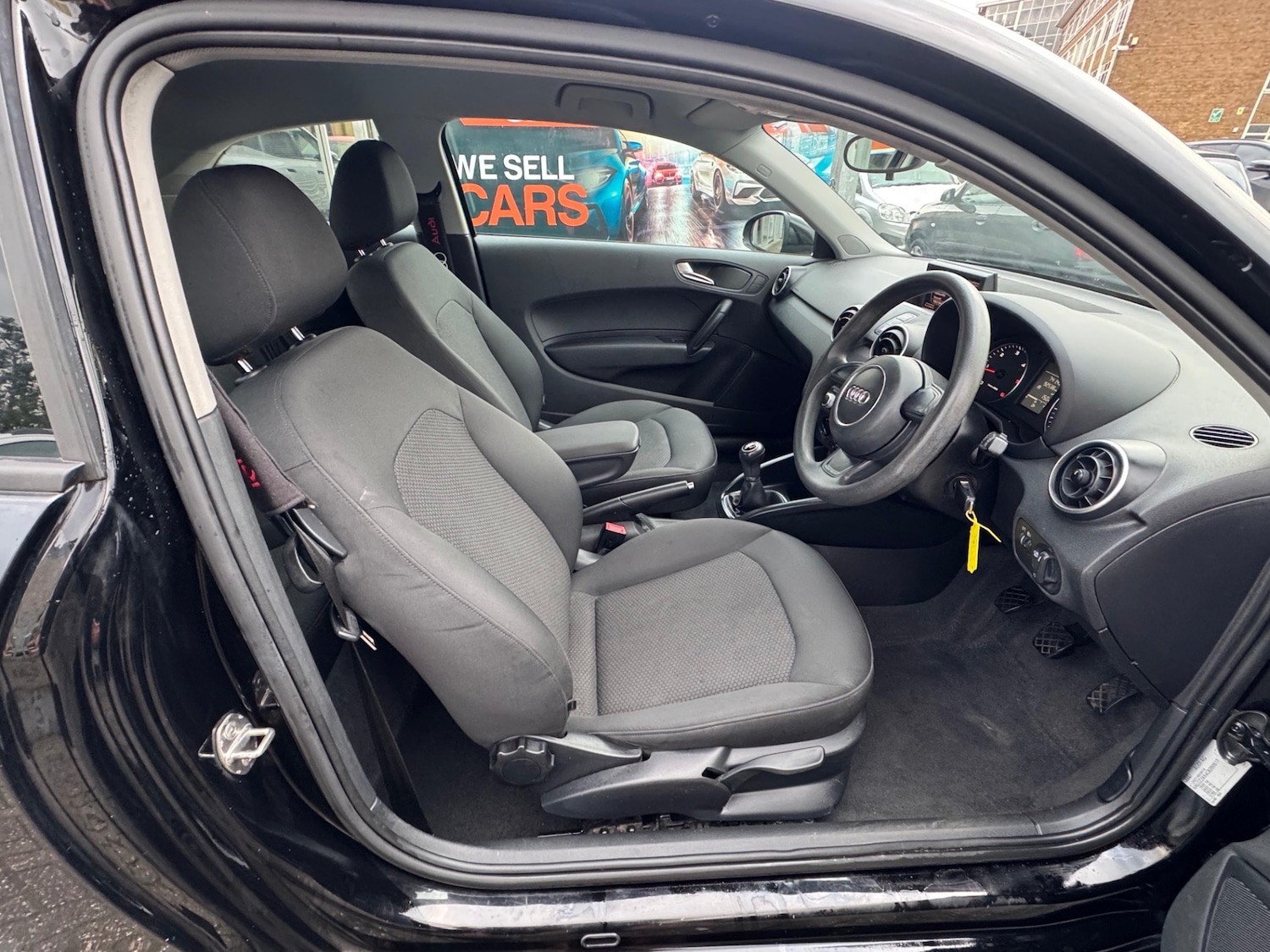 Used Audi A1 2012 for sale - 76504620: Photo 6