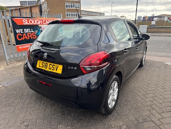 Used Peugeot 208 2018 for sale - 76196699: Photo 4