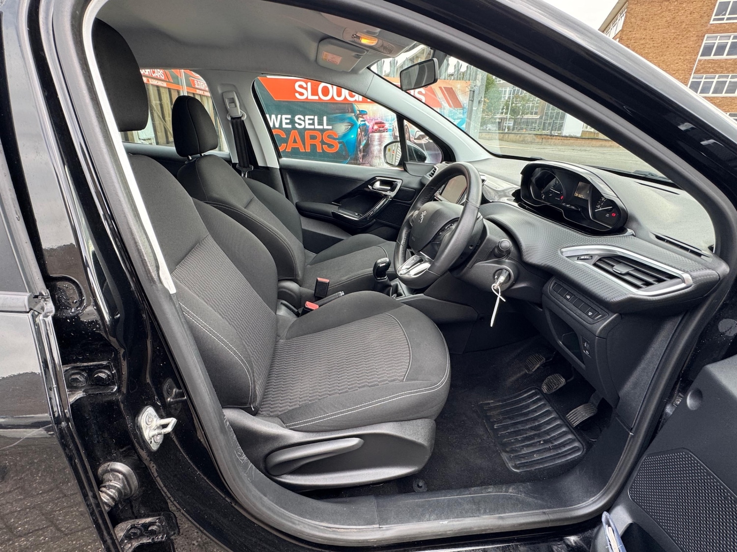 Used Peugeot 208 2018 for sale - 76196699: Photo 6
