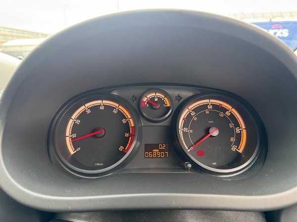Used Vauxhall Corsa 2014 for sale - 76275203: Photo 8
