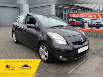 Used Toyota Yaris 2010 for sale - 77323877: Photo