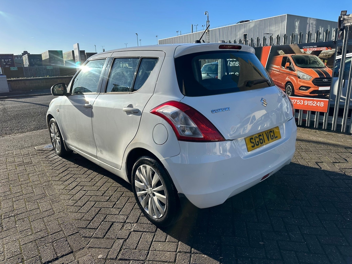 Used Suzuki Swift 2011 for sale - 77094502: Photo 3