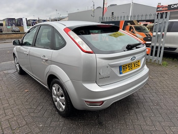 Used Ford Focus 2009 for sale - 76504446: Photo