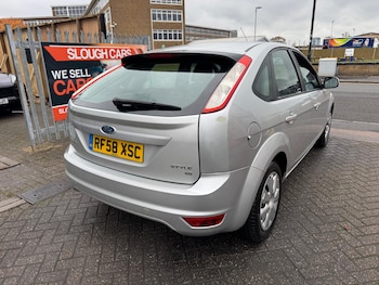 Used Ford Focus 2009 for sale - 76504446: Photo