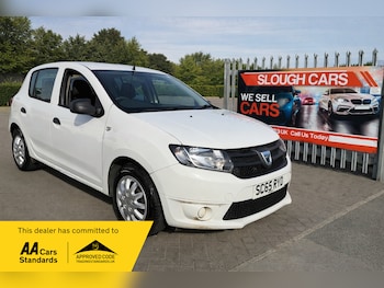 Used Dacia Sandero 2015 for sale - 77963845: Photo