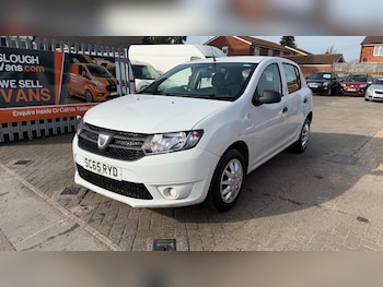 Used Dacia Sandero 2015 for sale - 77963845: Photo