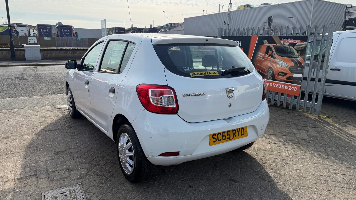 Used Dacia Sandero 2015 for sale - 77963845: Photo 3