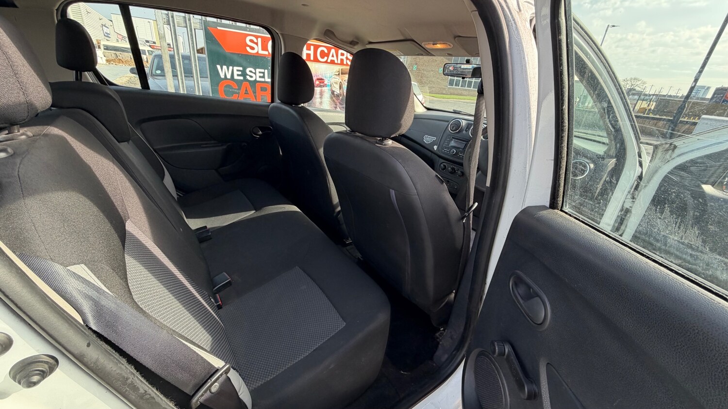 Used Dacia Sandero 2015 for sale - 77963845: Photo 5