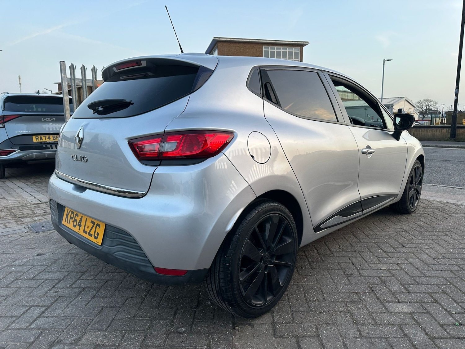 Used Renault Clio 2014 for sale - 77668441: Photo 4