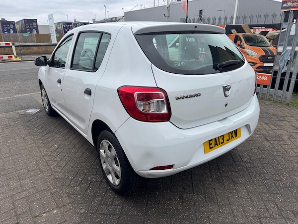 Used Dacia Sandero 2013 for sale - 76231985: Photo 3