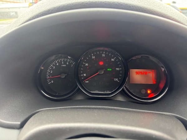 Used Dacia Sandero 2013 for sale - 76231985: Photo 8