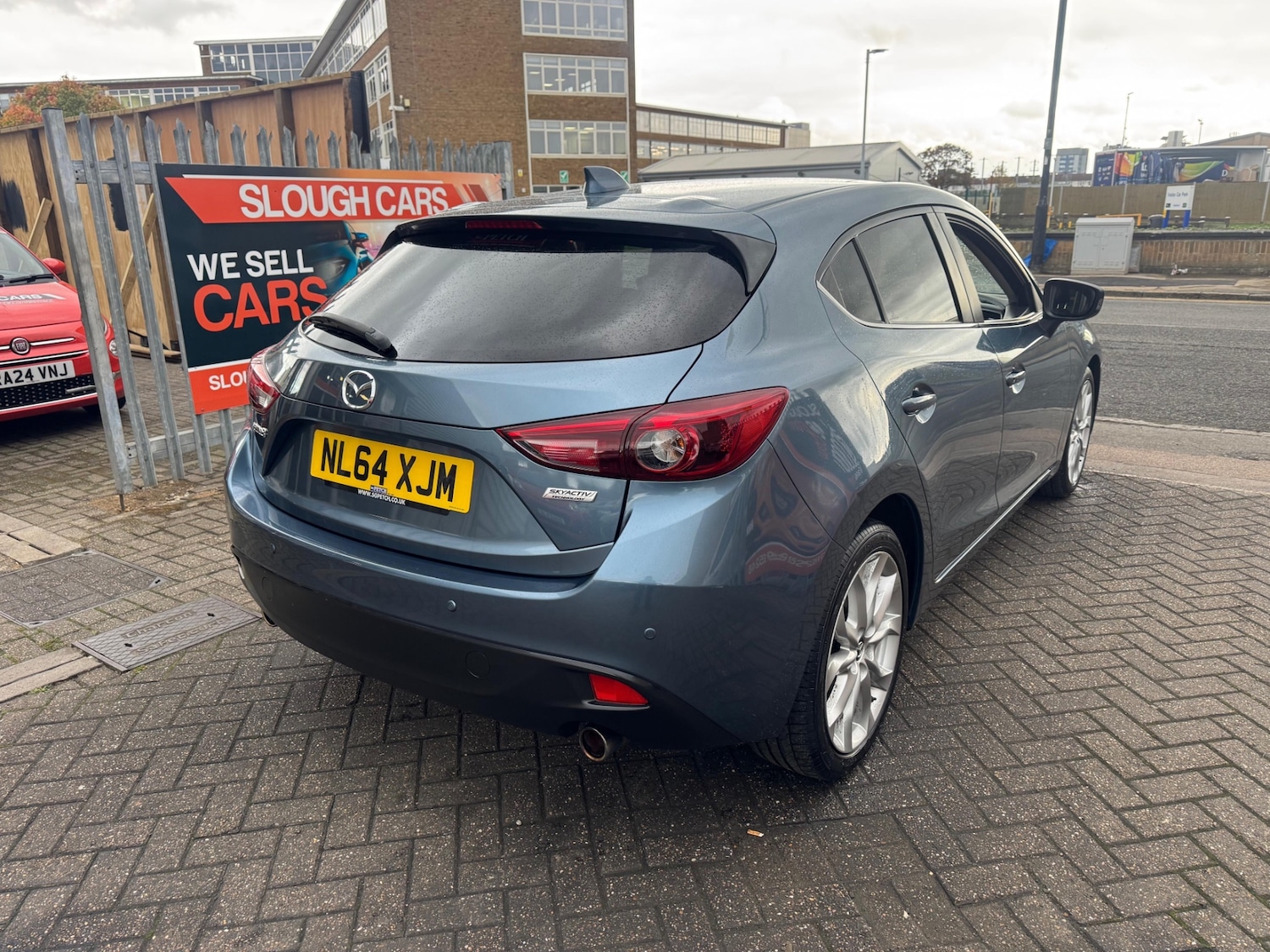 Used Mazda Mazda3 2014 for sale - 76340542: Photo 4