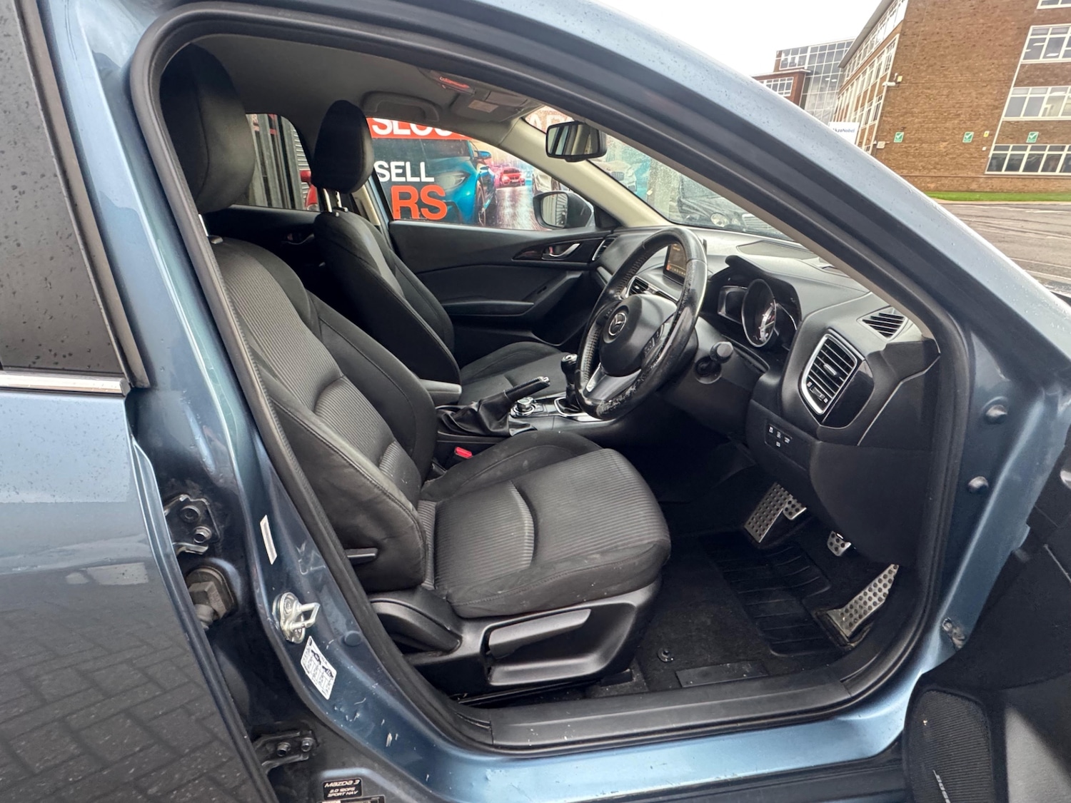 Used Mazda Mazda3 2014 for sale - 76340542: Photo 6