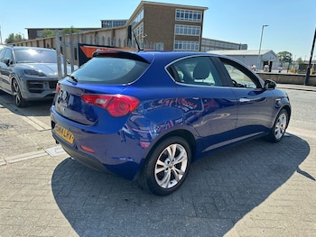 Used Alfa Romeo Giulietta 2014 for sale - 79150666: Photo
