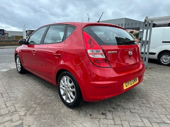 Used Hyundai i30 2010 for sale - 77679584: Photo