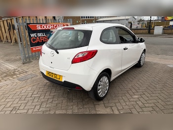 Used Mazda Mazda2 2012 for sale - 77640319: Photo