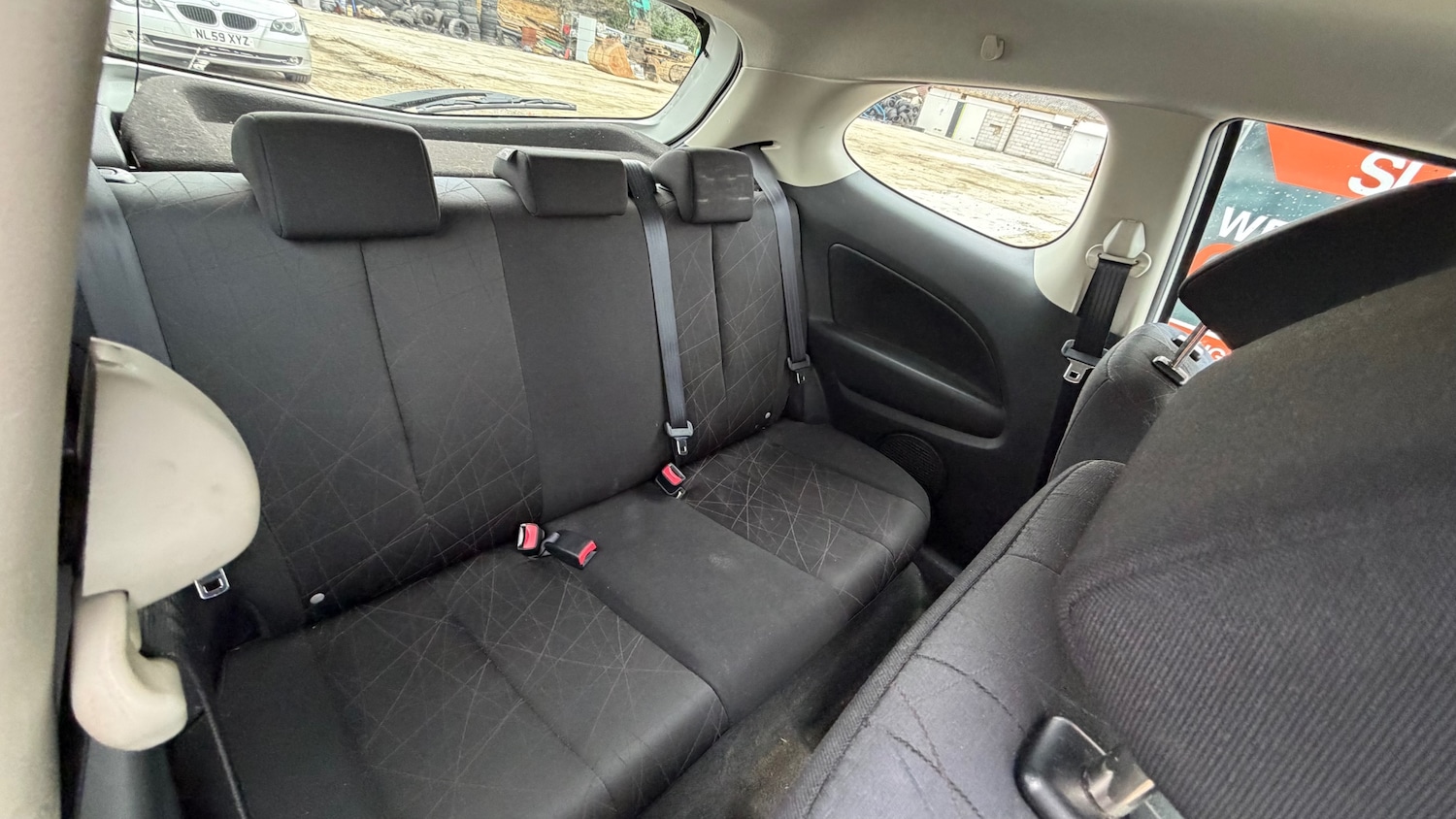 Used Mazda Mazda2 2012 for sale - 77640319: Photo 5