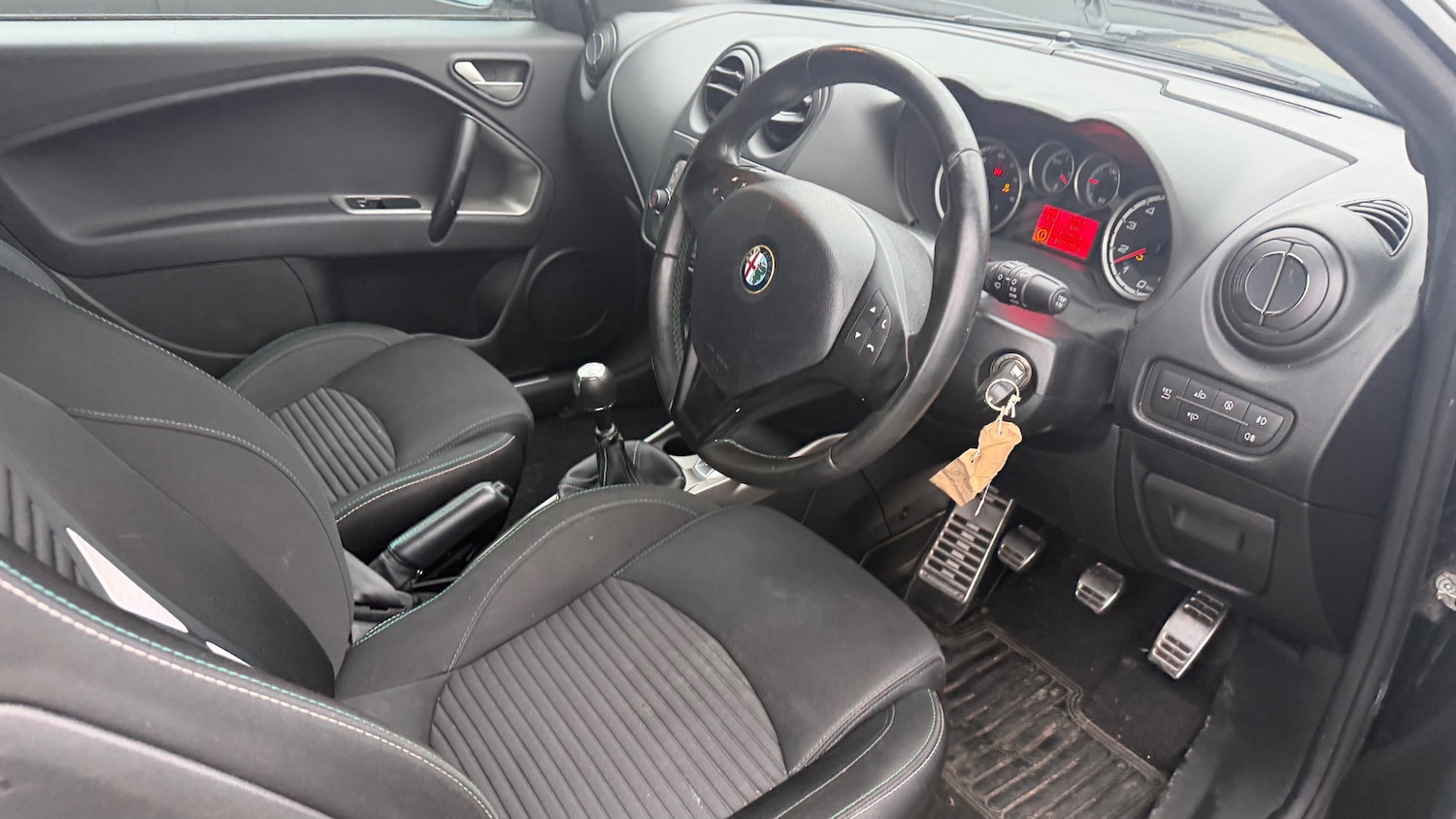 Used Alfa Romeo MiTo 2013 for sale - 77640419: Photo 5