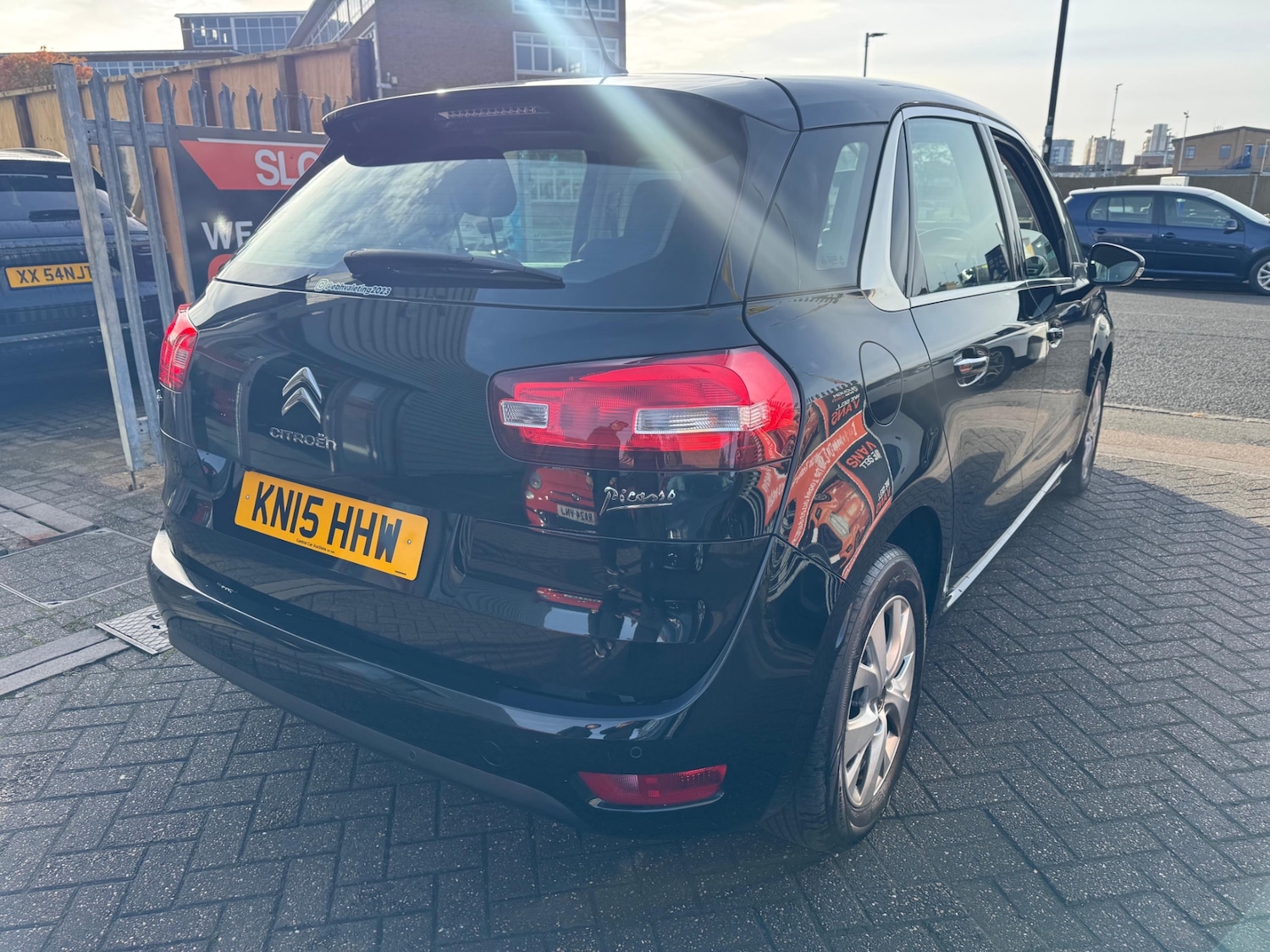 Used Citroen C4 Picasso 2015 for sale - 76412114: Photo 4