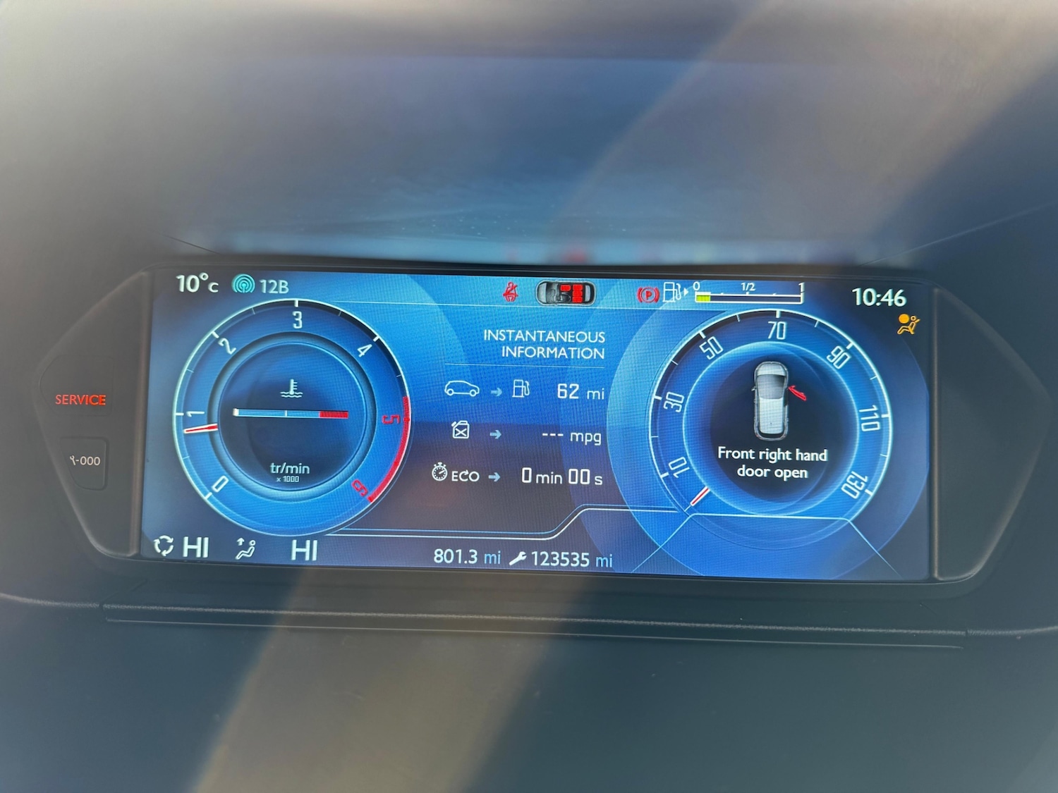 Used Citroen C4 Picasso 2015 for sale - 76412114: Photo 8