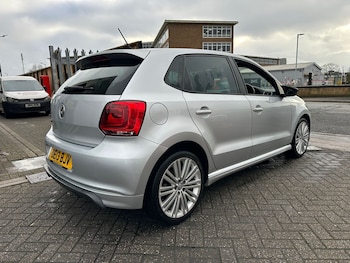 Used Volkswagen Polo 2013 for sale - 77283408: Photo