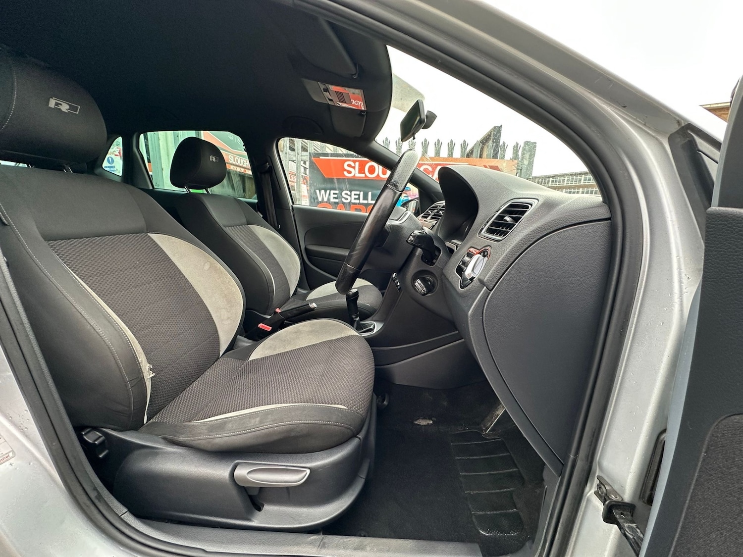 Used Volkswagen Polo 2013 for sale - 77283408: Photo 6