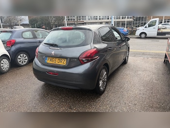 Used Peugeot 208 2015 for sale - 77461268: Photo