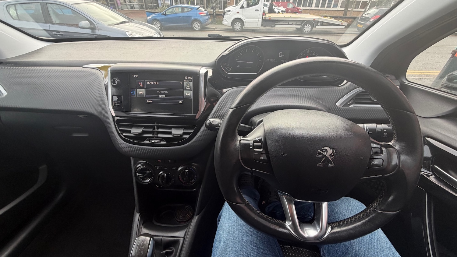 Used Peugeot 208 2015 for sale - 77461268: Photo 7