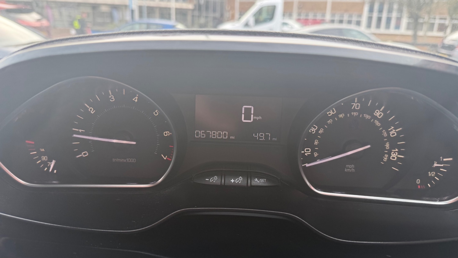 Used Peugeot 208 2015 for sale - 77461268: Photo 8