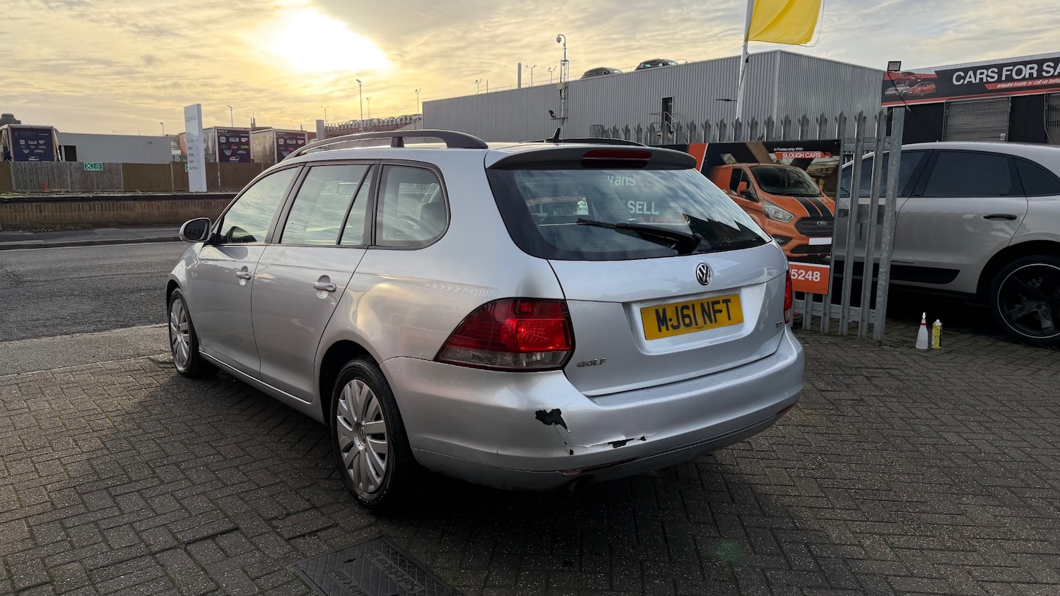 Used Volkswagen Golf 2011 for sale - 76568414: Photo 3