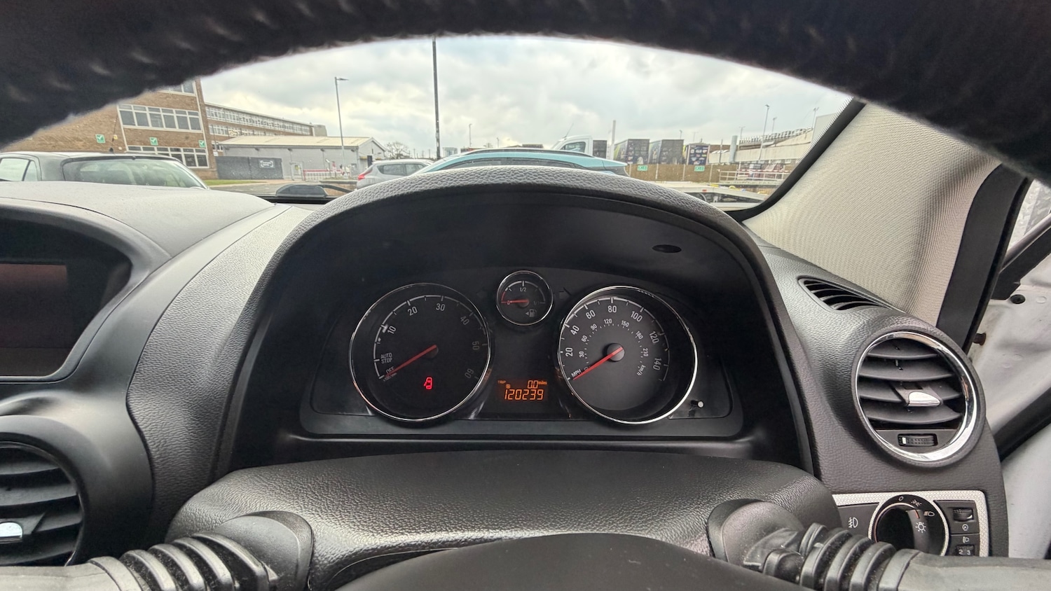 Used Vauxhall Antara 2013 for sale - 77365566: Photo 8