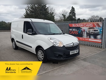 Used Vauxhall Combo 2018 for sale - 77677423: Photo