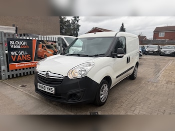 Used Vauxhall Combo 2018 for sale - 77677423: Photo