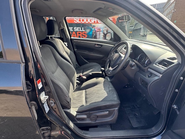 Used Suzuki Swift 2010 for sale - 74260377: Photo 6