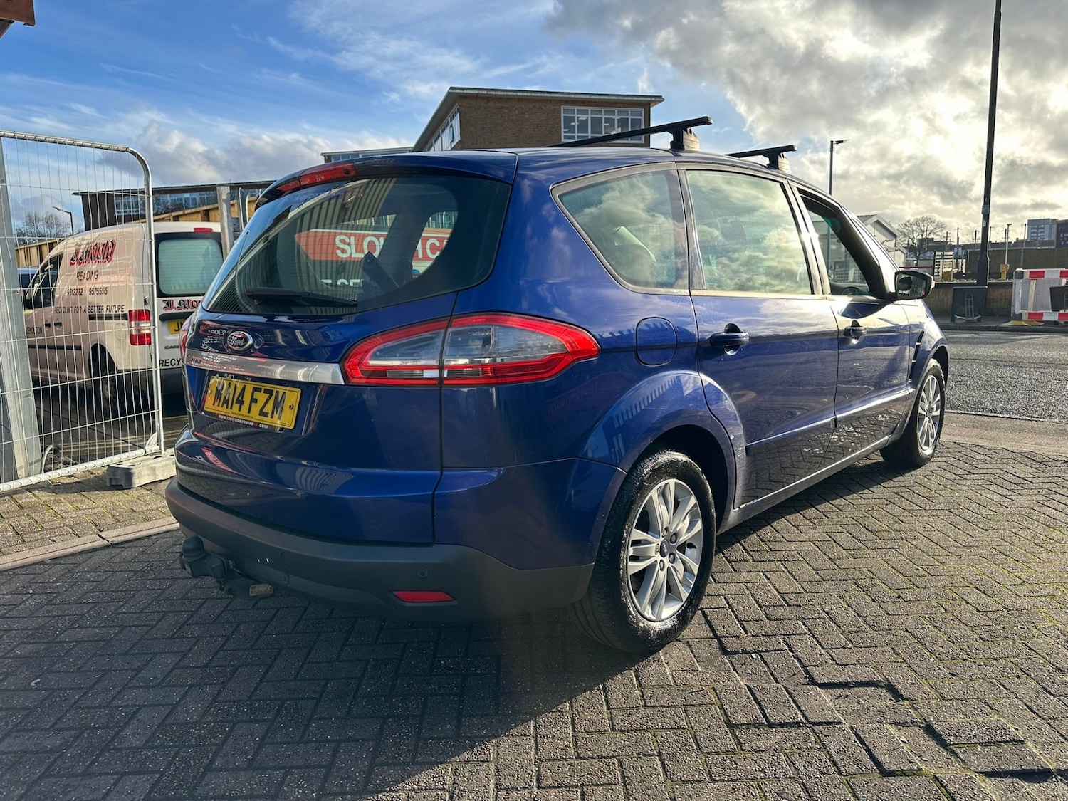 Used Ford S-Max 2014 for sale - 77223350: Photo 4