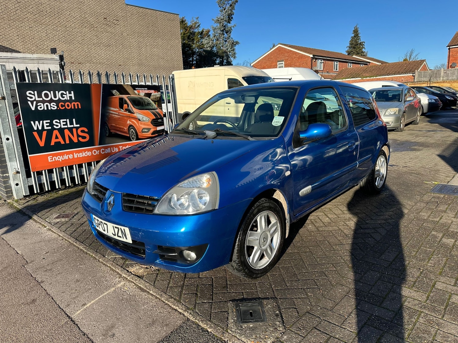 Used Renault Clio 2007 for sale - 77086103: Photo 2