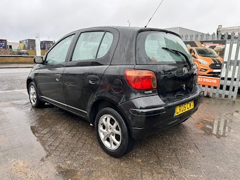 Used Toyota Yaris 2005 for sale - 77567372: Photo