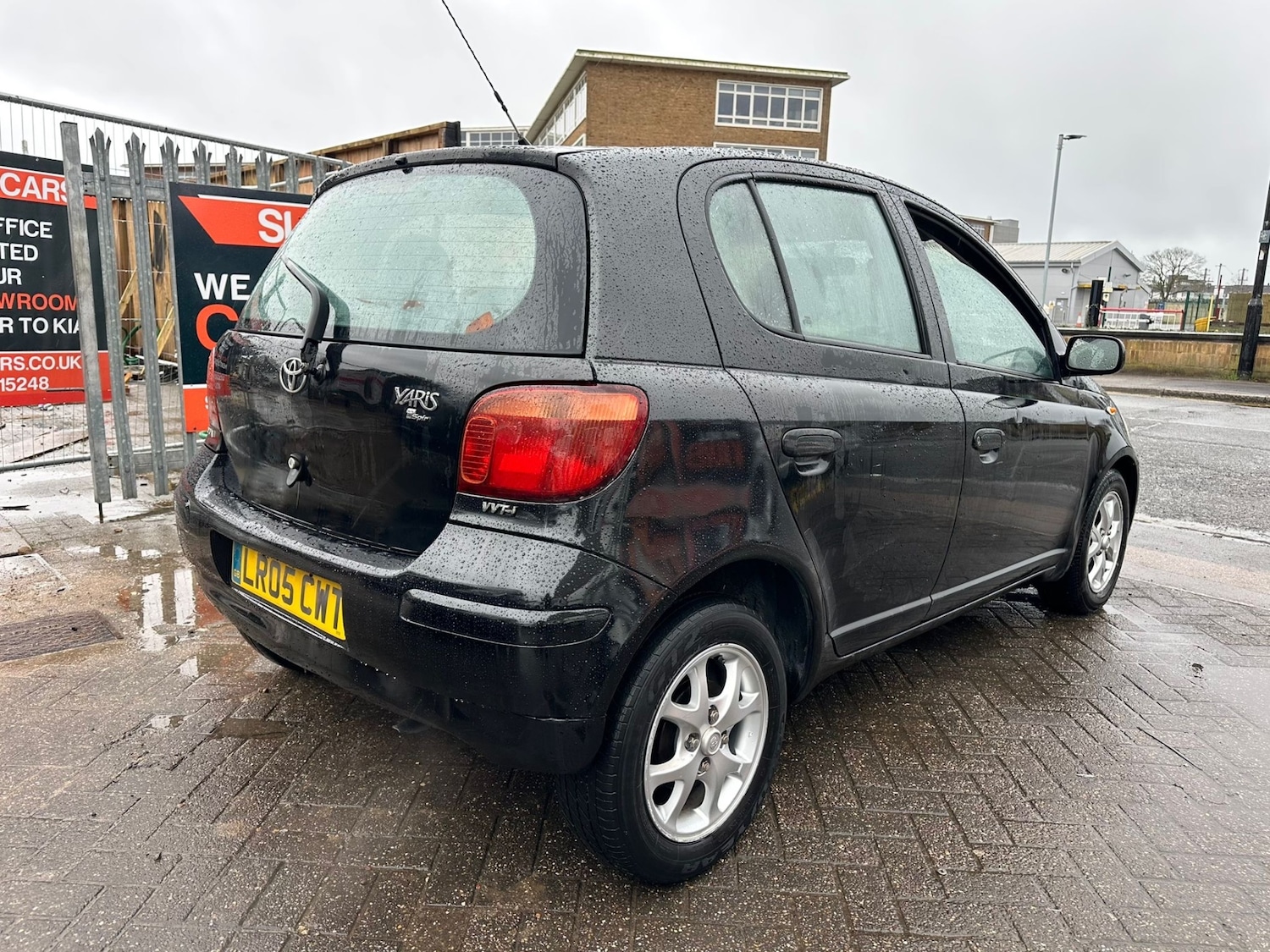 Used Toyota Yaris 2005 for sale - 77567372: Photo 4