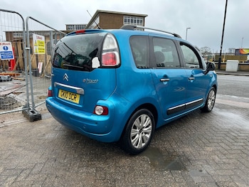 Used Citroen C3 Picasso 2010 for sale - 77475652: Photo